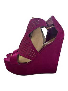 Y2K Women’s Wedge Sandals - Magenta Suede